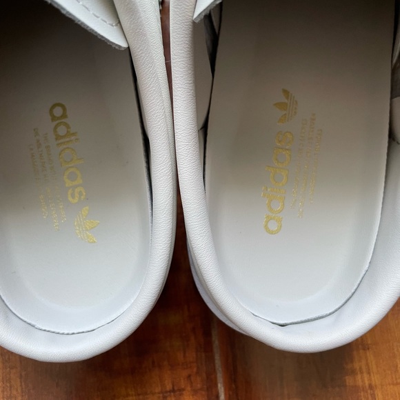 NWOT Adidas White and Gold Backless/Clog/Croc Style Sneakers Size 7 - Picture 6 of 6